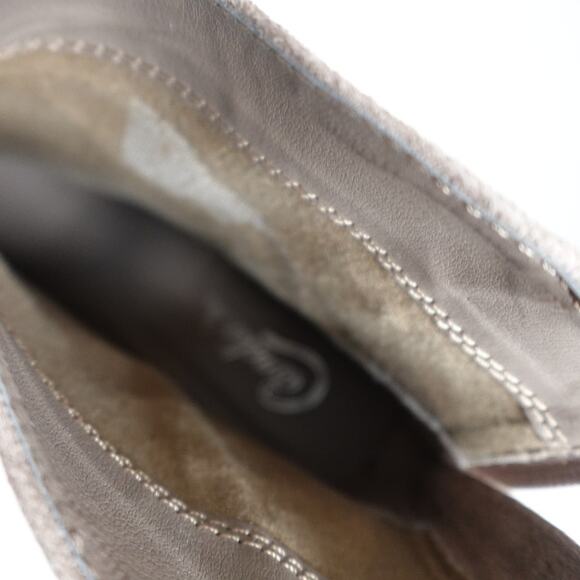 Candies Mocha Suede Ankle Boot / Booties/ Chunk Heel - Picture 8 of 10